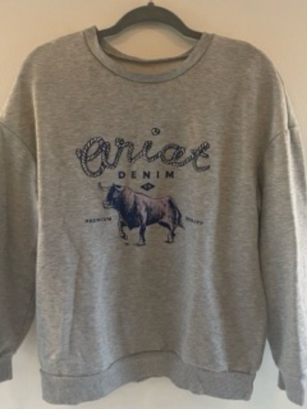 Retro Ariat Crew Neck Sweatshirt- Size Medium